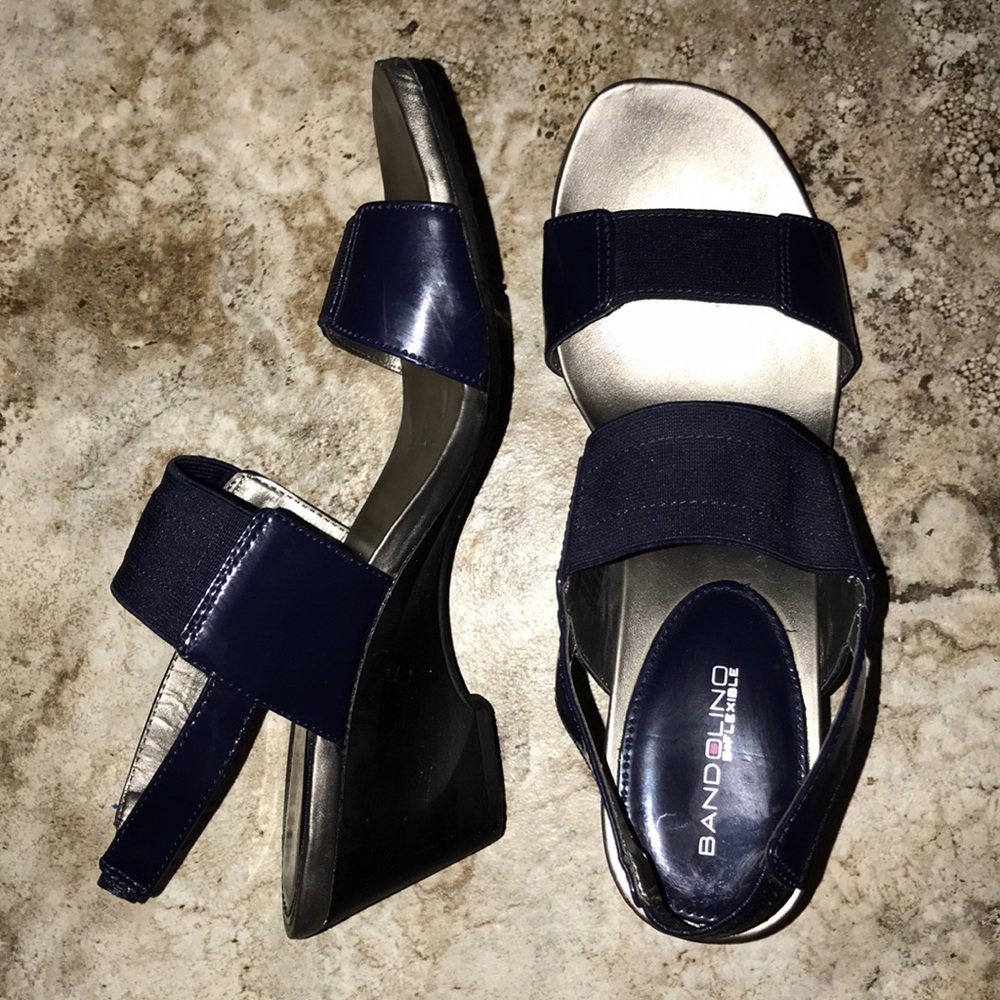 Bandolino Navy Blue Heels/Wedges